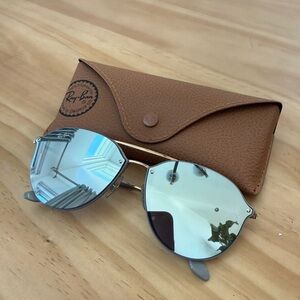 Ray-Ban RB4292N Sunglasses